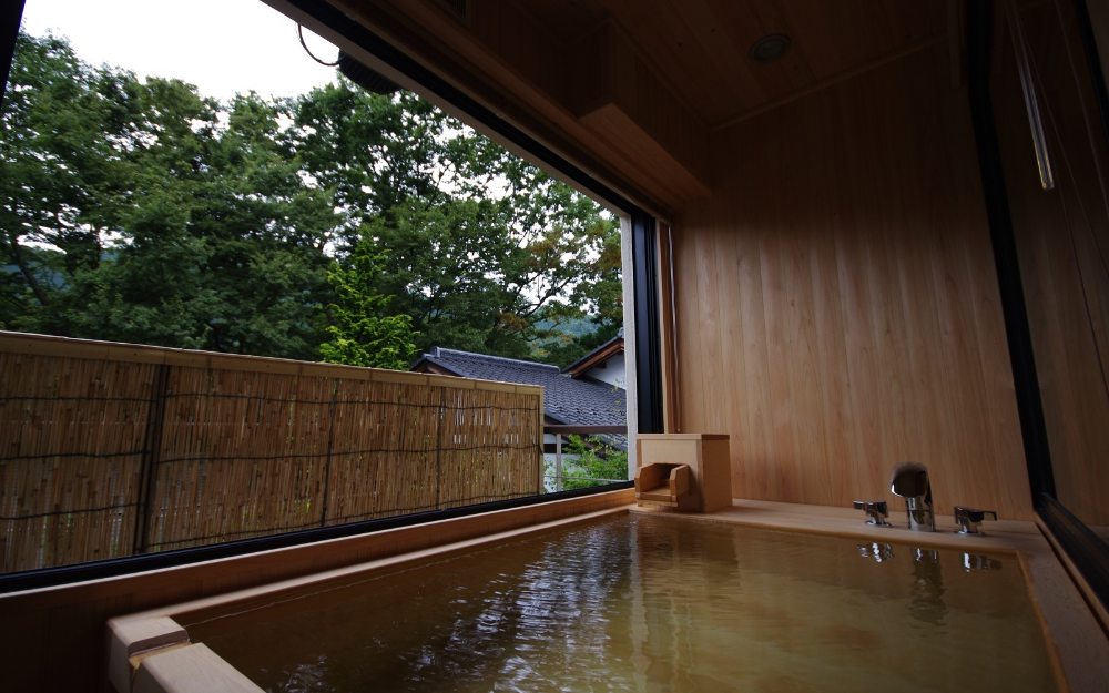 客室駒草01