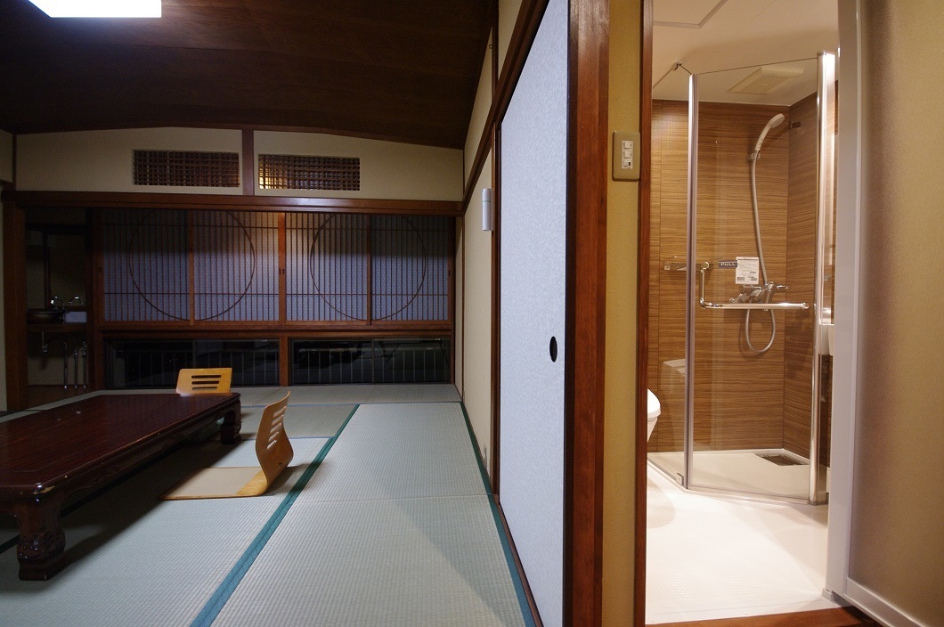 シャワールーム